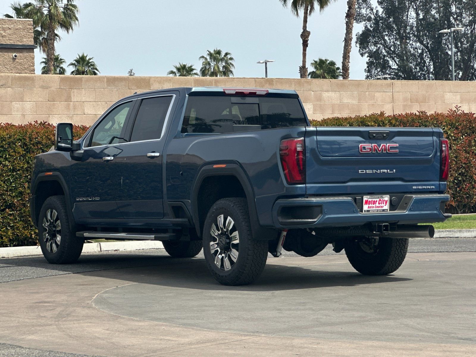 New 2026 GMC Sierra 2500 Denali w/ Max Trailering Package AWD/4WD image 6