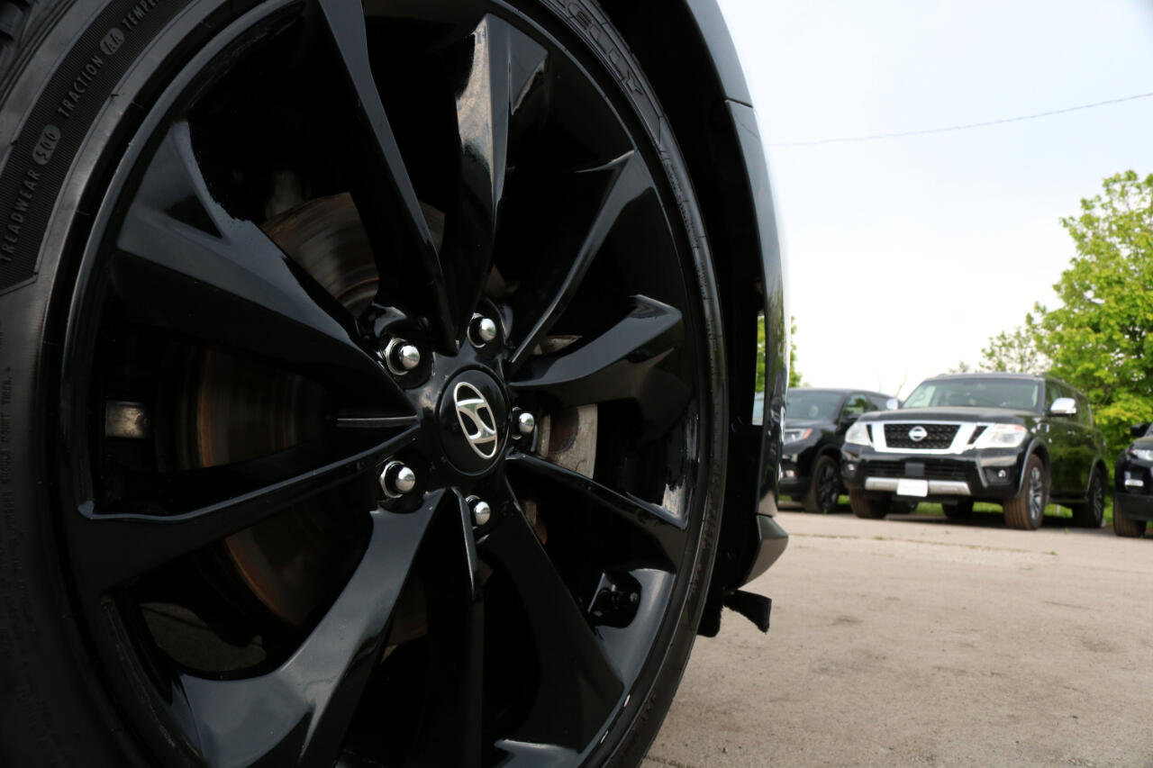 Used 2020 Hyundai Veloster 2.0 Premium image 6