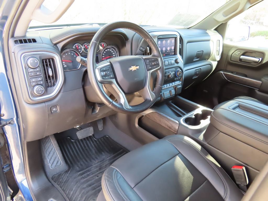 Certified 2019 Chevrolet Silverado 1500 LTZ w/ LTZ Convenience Package AWD/4WD image 26