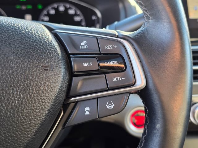 Used 2018 Honda Accord Touring image 27