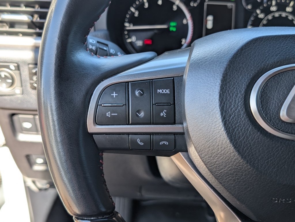Used 2023 Lexus GX 460 Premium w/ Accessory Package AWD/4WD image 25