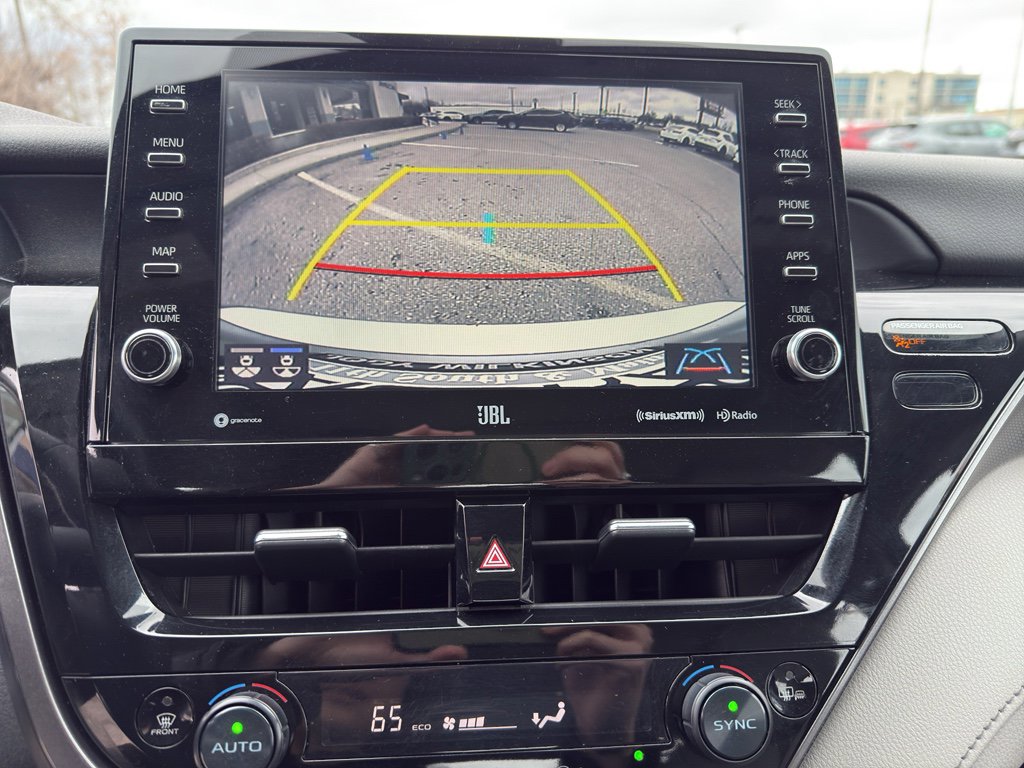 Used 2022 Toyota Camry XSE w/ Navigation Upgrade Package image 14