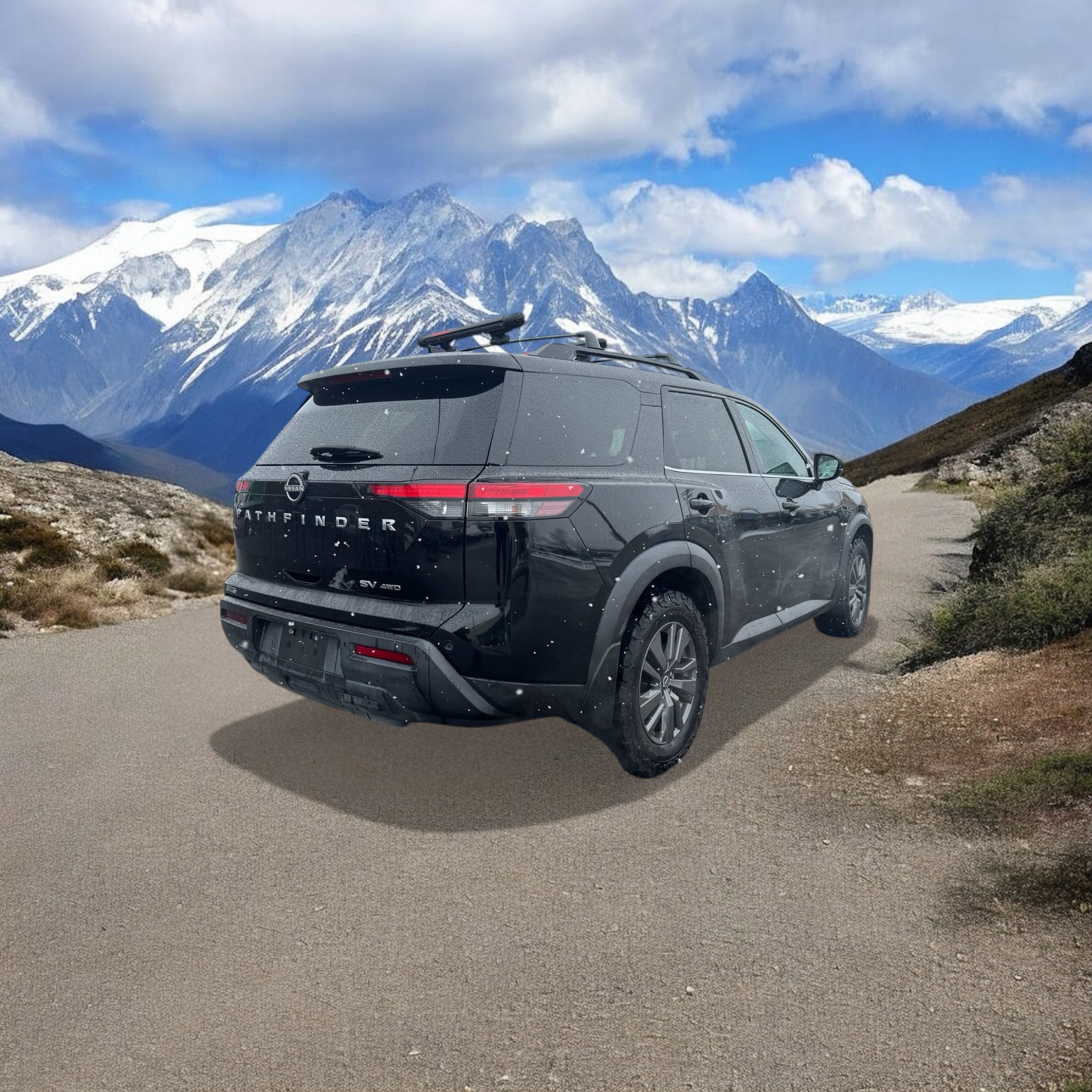 Used 2022 Nissan Pathfinder SV image 5