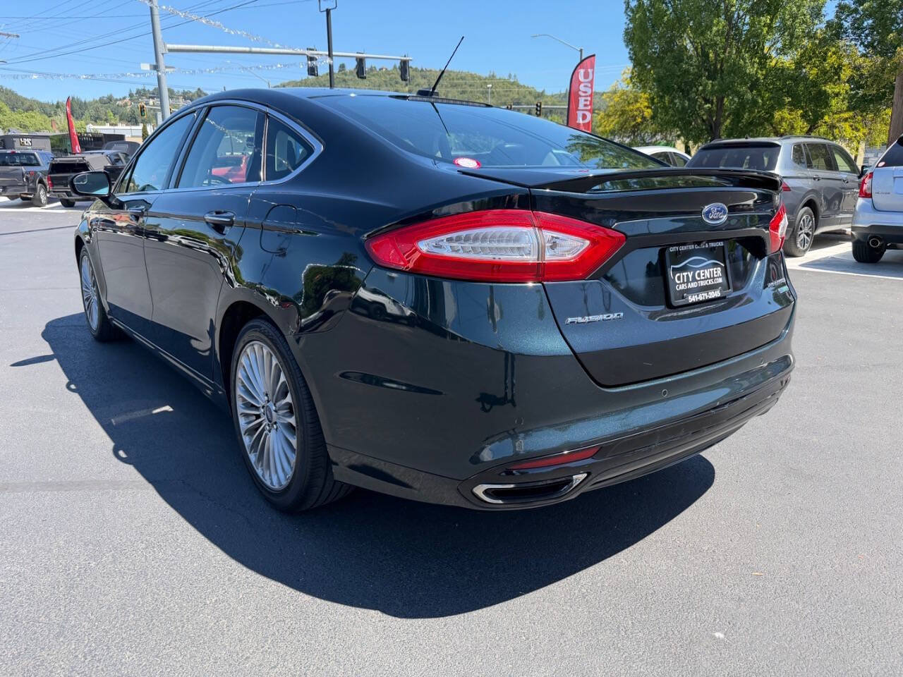 Used 2014 Ford Fusion Titanium FWD image 16