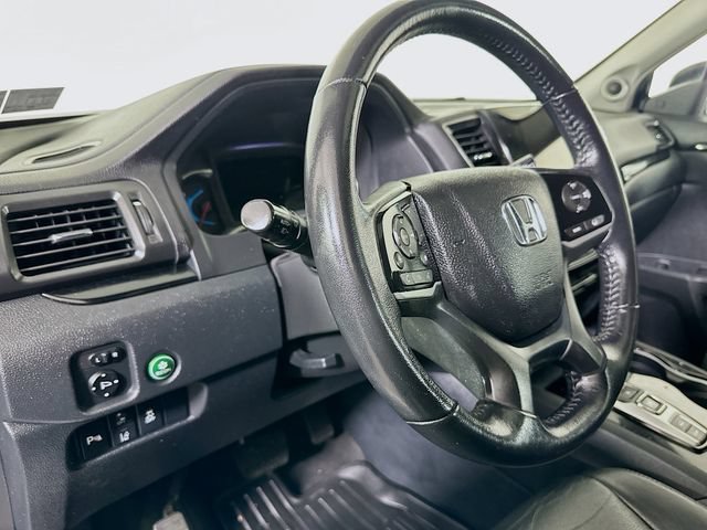 Used 2021 Honda Pilot Touring image 11