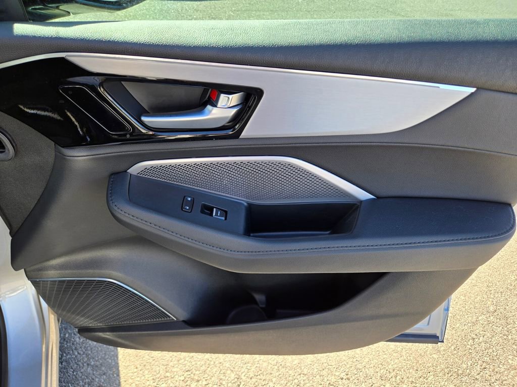 New 2026 Acura MDX SH-AWD image 23