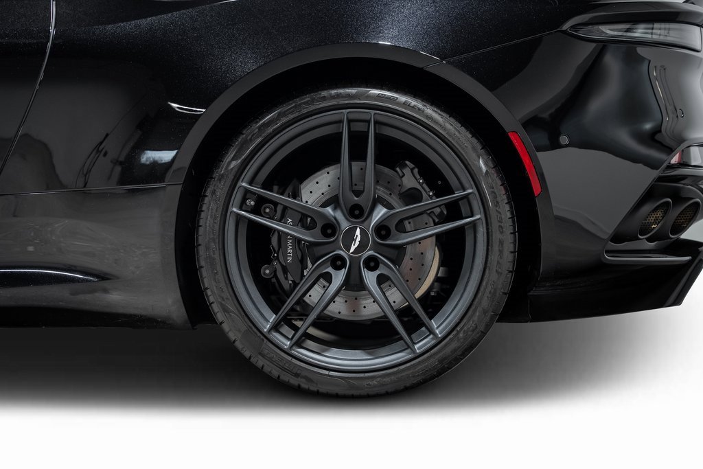 Used 2019 Aston Martin DBS Superleggera image 29