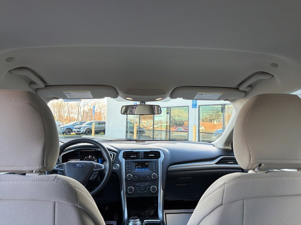 Used 2018 Ford Fusion S image 21