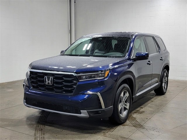 Used 2025 Honda Pilot EX-L image 2