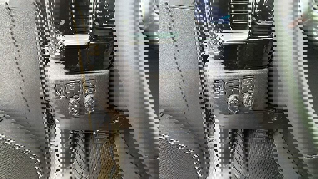 New 2026 Chevrolet Silverado 1500 RST image 18