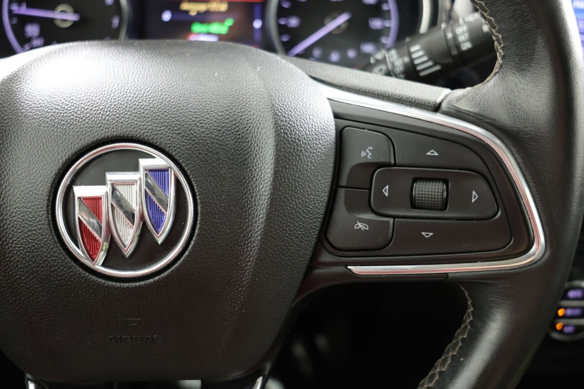 Used 2023 Buick Encore GX Select FWD image 25