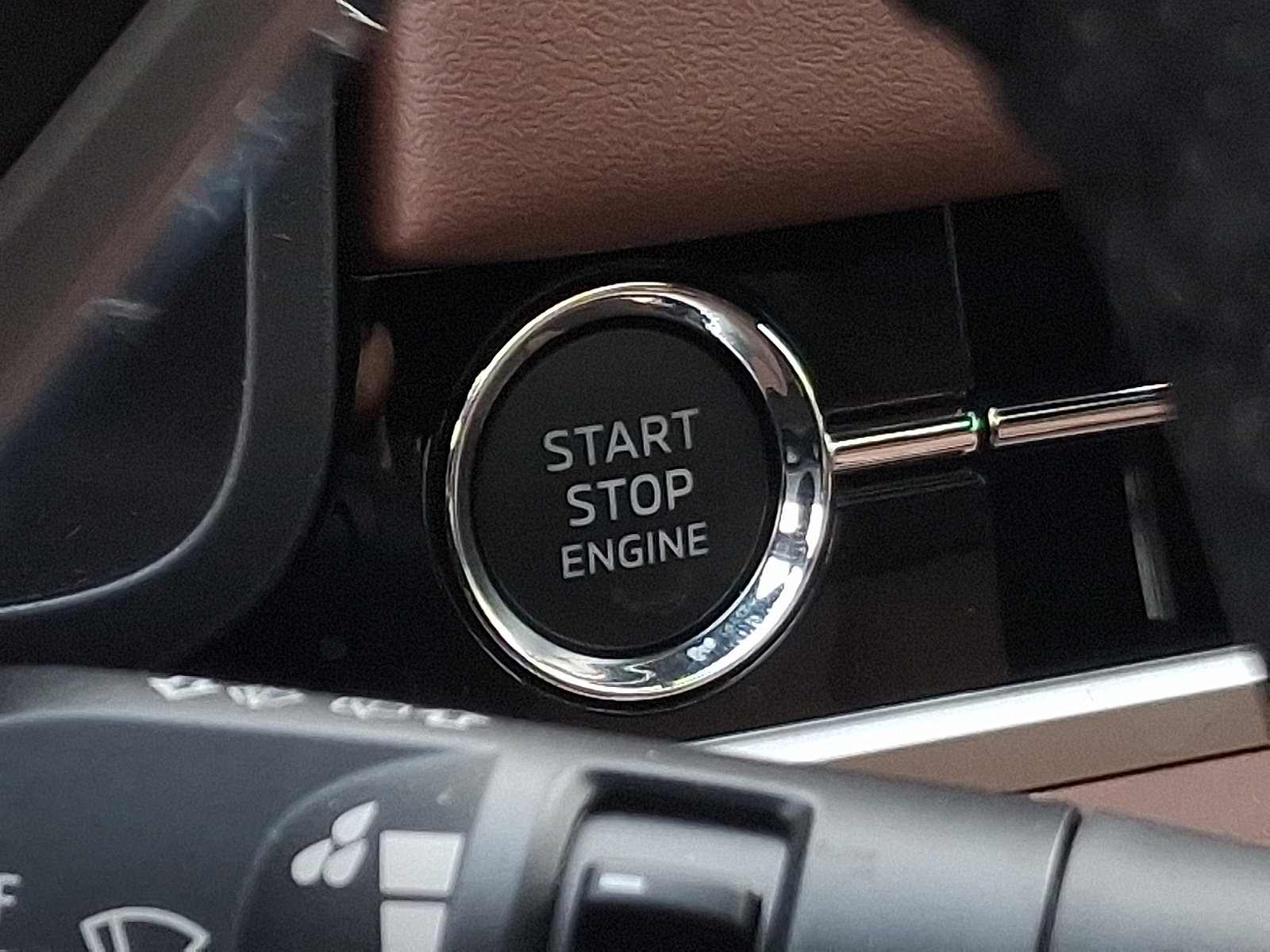 New 2025 Mitsubishi Outlander SEL image 19