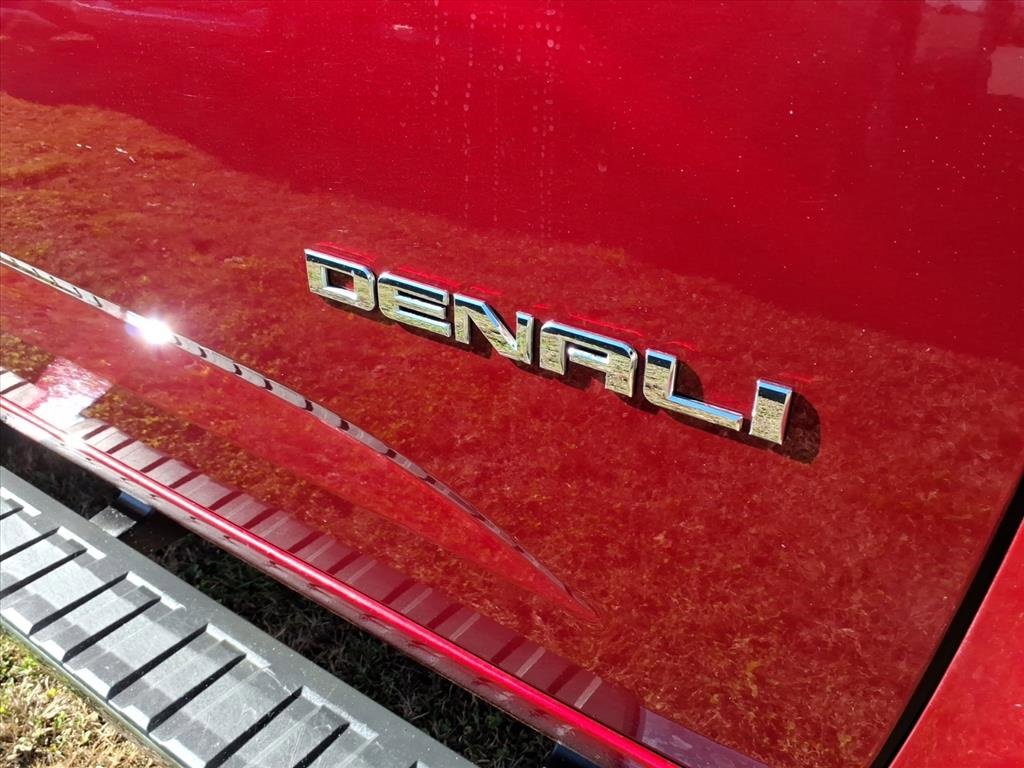 Used 2017 GMC Canyon Denali image 10