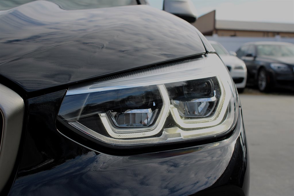 Used 2018 BMW X3 M40i image 40