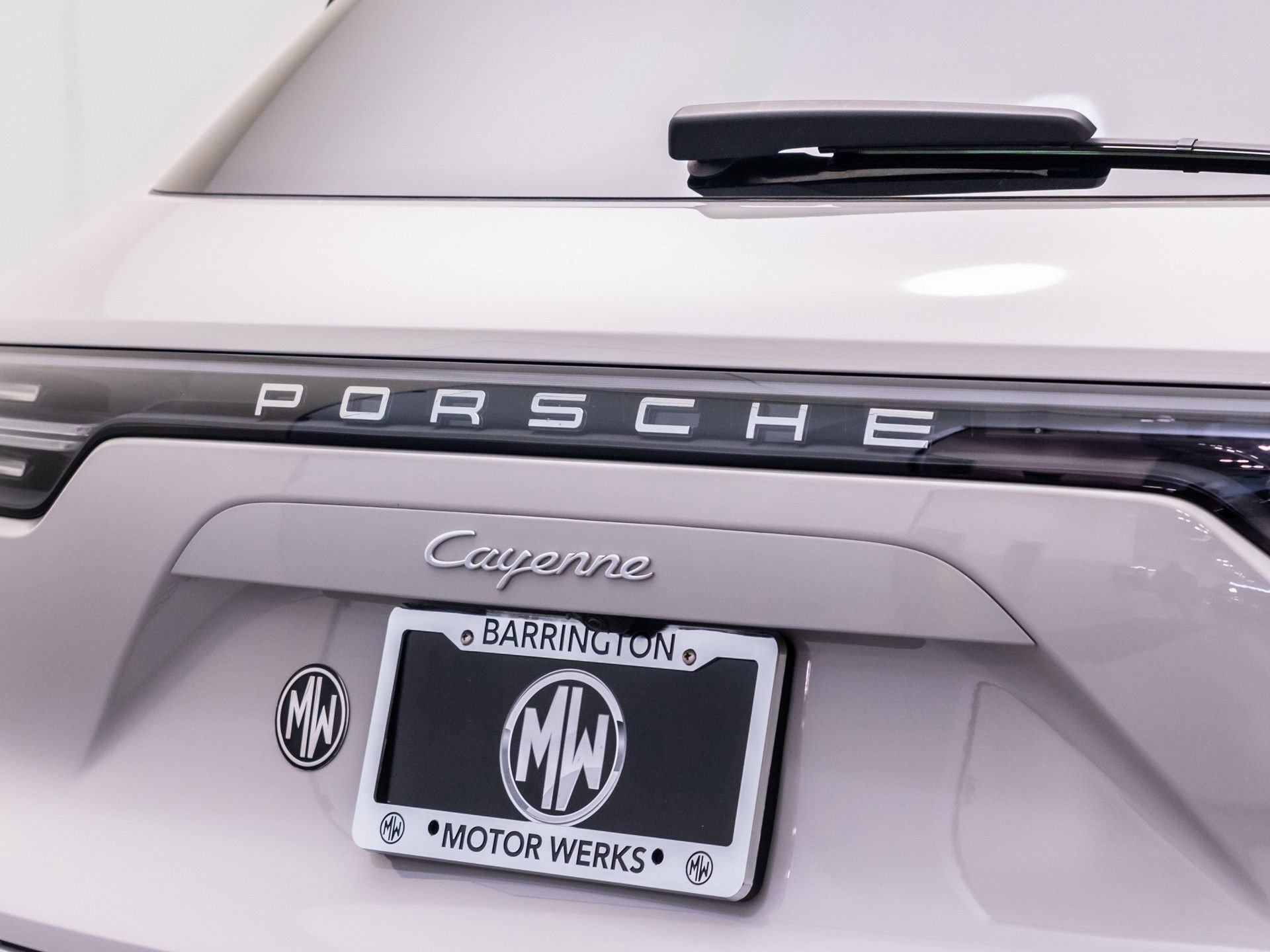 Certified 2023 Porsche Cayenne AWD/4WD image 34
