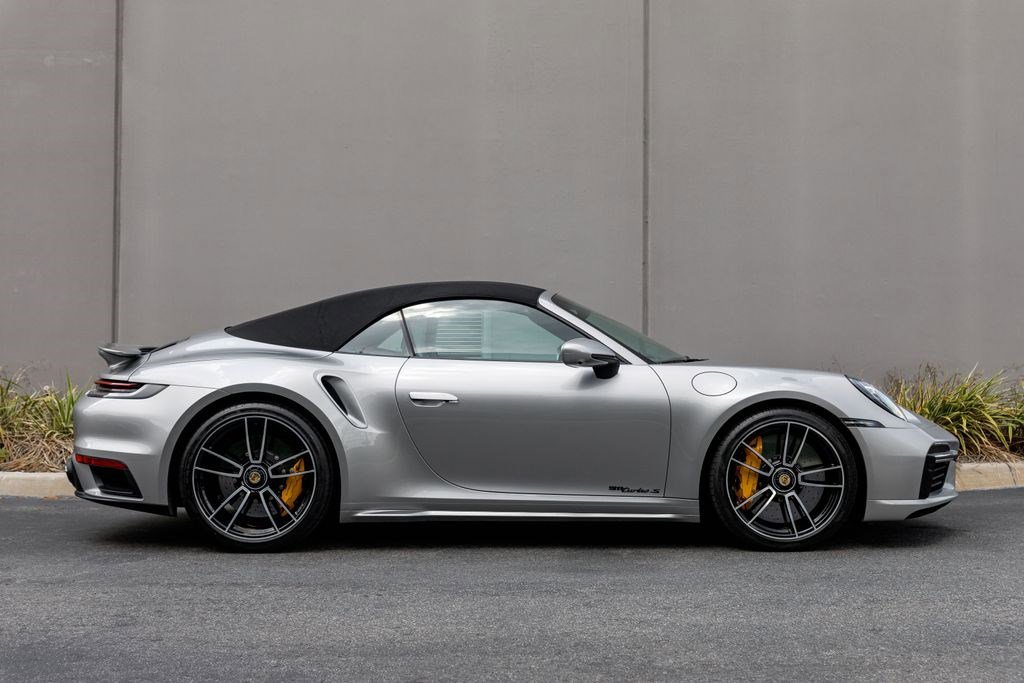 Used 2021 Porsche 911 Turbo image 6