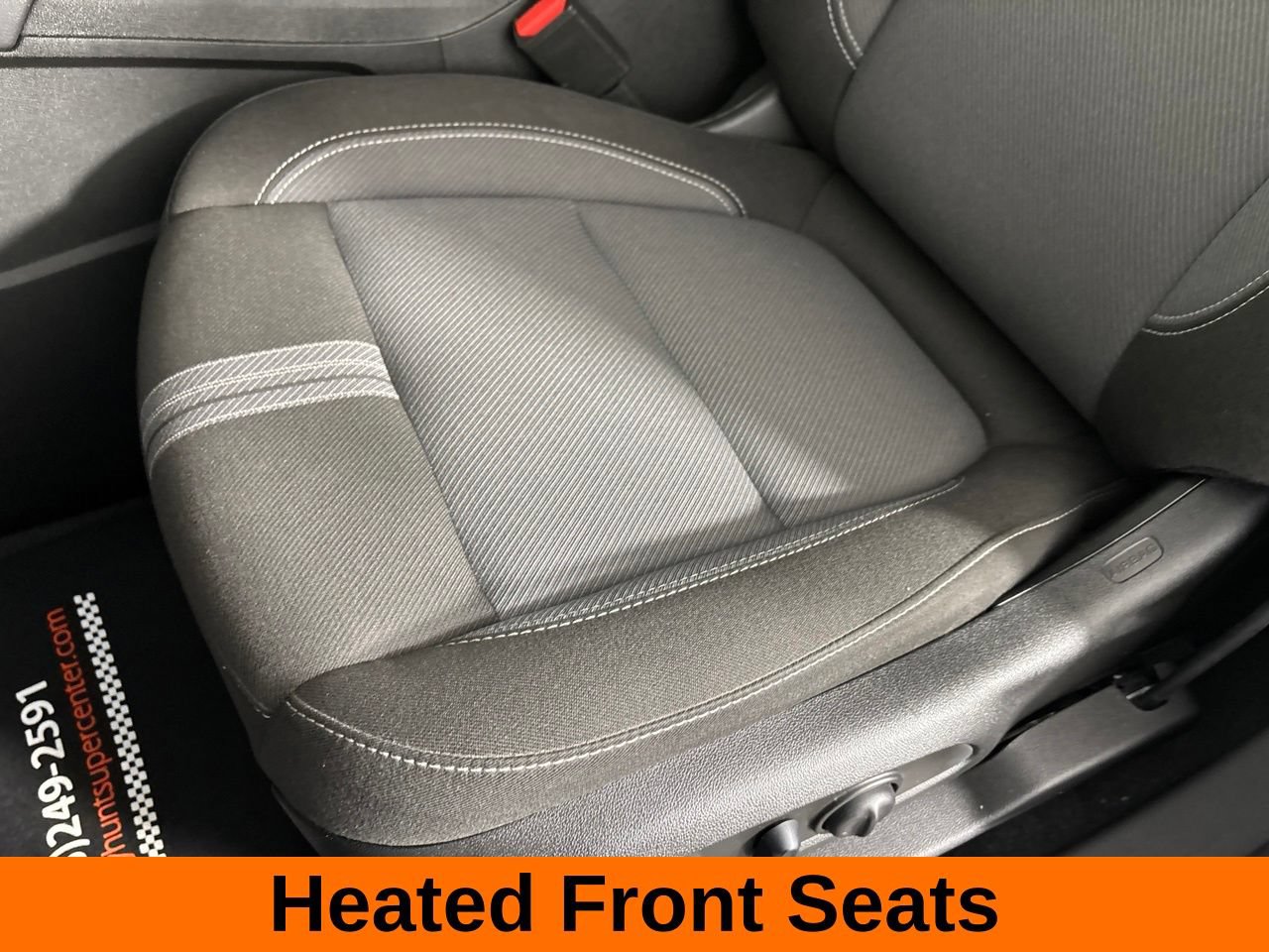 Used 2025 Chevrolet Blazer LT FWD image 12