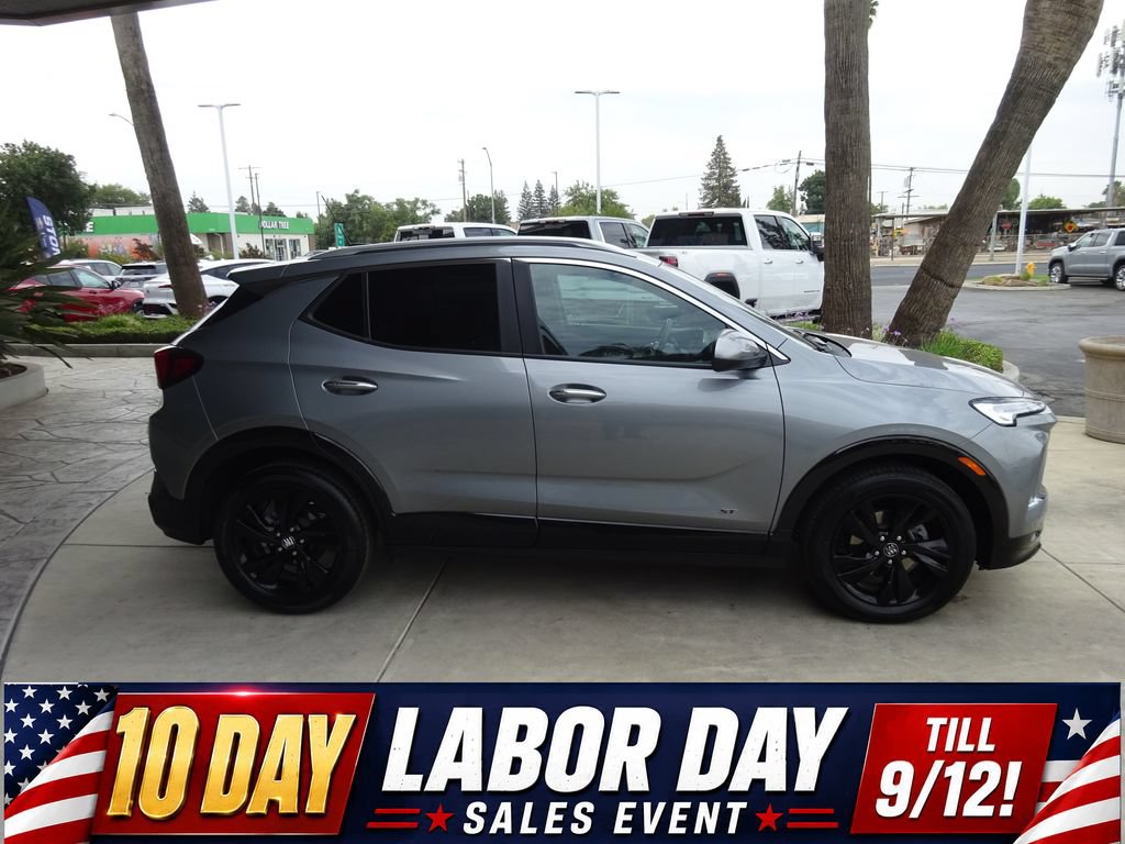 Used 2026 Buick Encore GX Sport Touring w/ Comfort Package FWD image 8