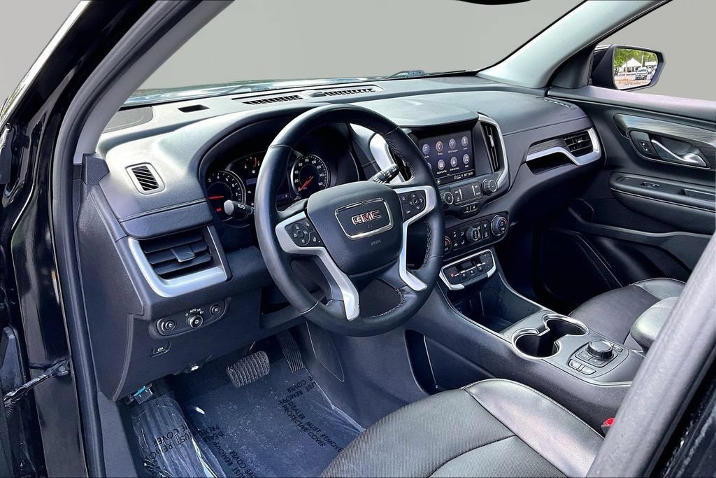 Used 2023 GMC Terrain SLT w/ LPO, Floor Liner Package FWD image 15