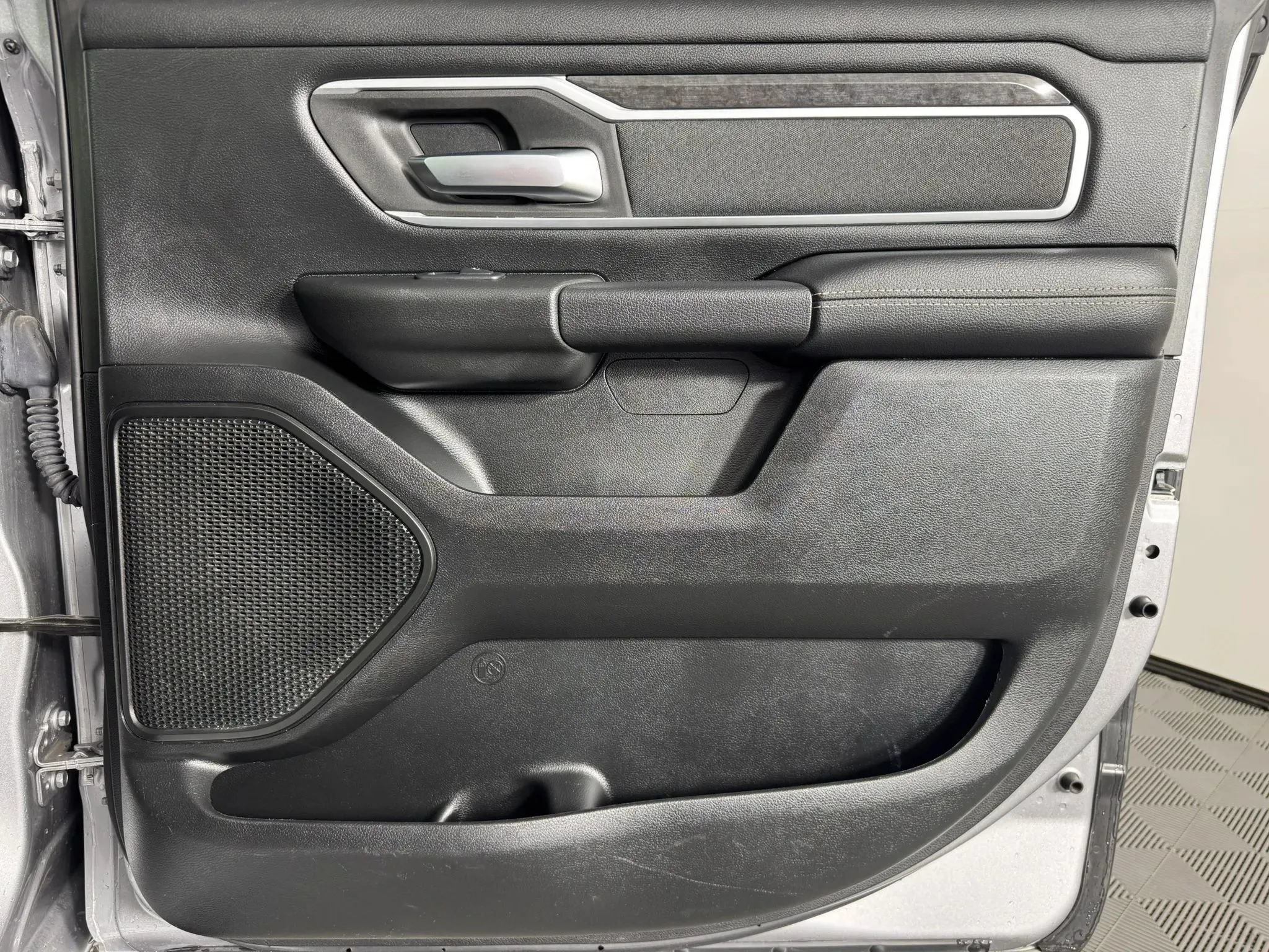 Used 2020 RAM 1500 Big Horn AWD/4WD image 39