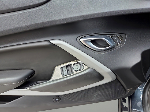 Used 2023 Chevrolet Camaro LT RWD image 16