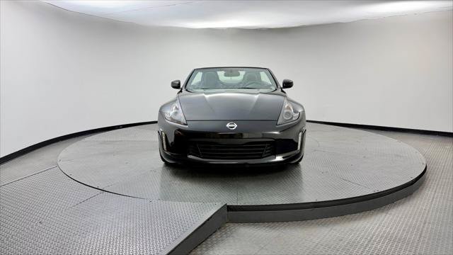 Used 2019 Nissan 370Z Touring Sport RWD image 12