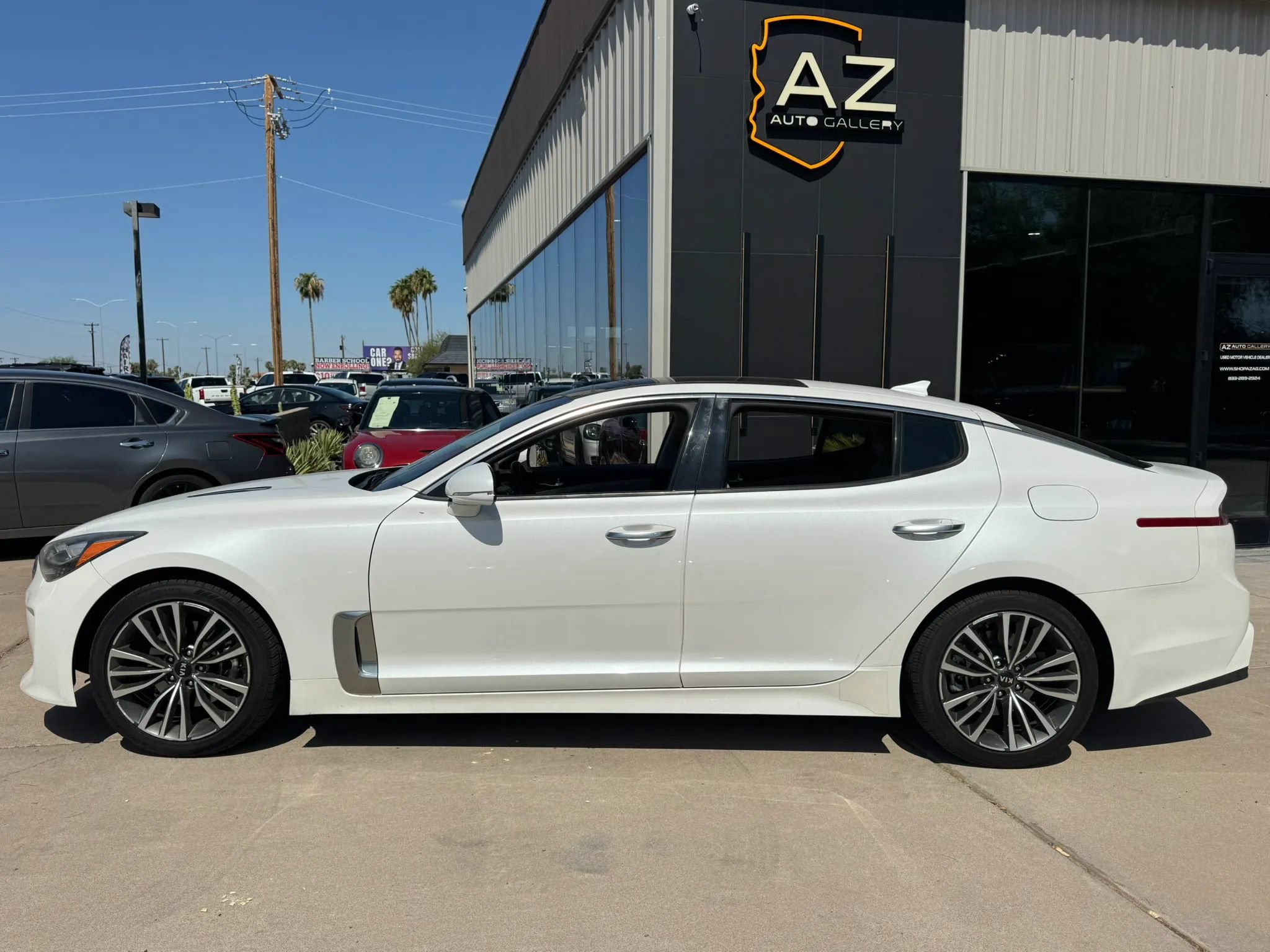 Used 2018 Kia Stinger Premium RWD image 9