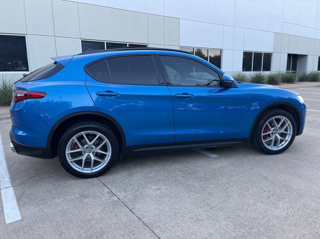 Used 2019 Alfa Romeo Stelvio Ti Sport w/ Quick Order Package 22S Sport image 10