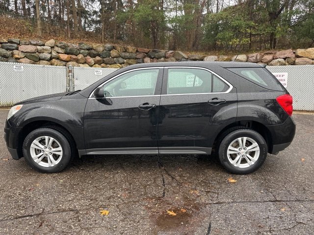 Used 2013 Chevrolet Equinox LS image 2