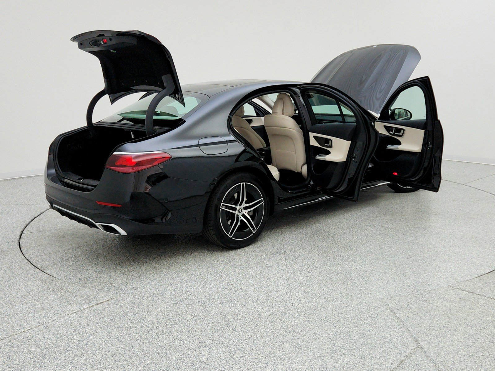 Used 2026 Mercedes-Benz E 350 4MATIC Sedan image 11