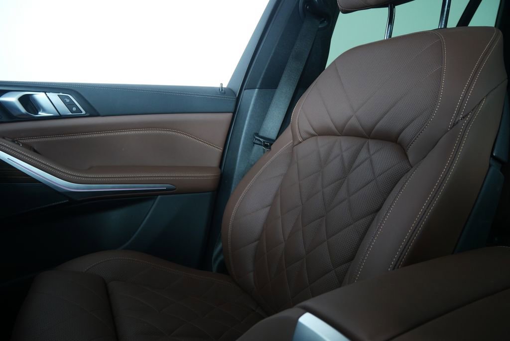 Certified 2023 BMW X5 xDrive40i w/ M Sport Package image 23