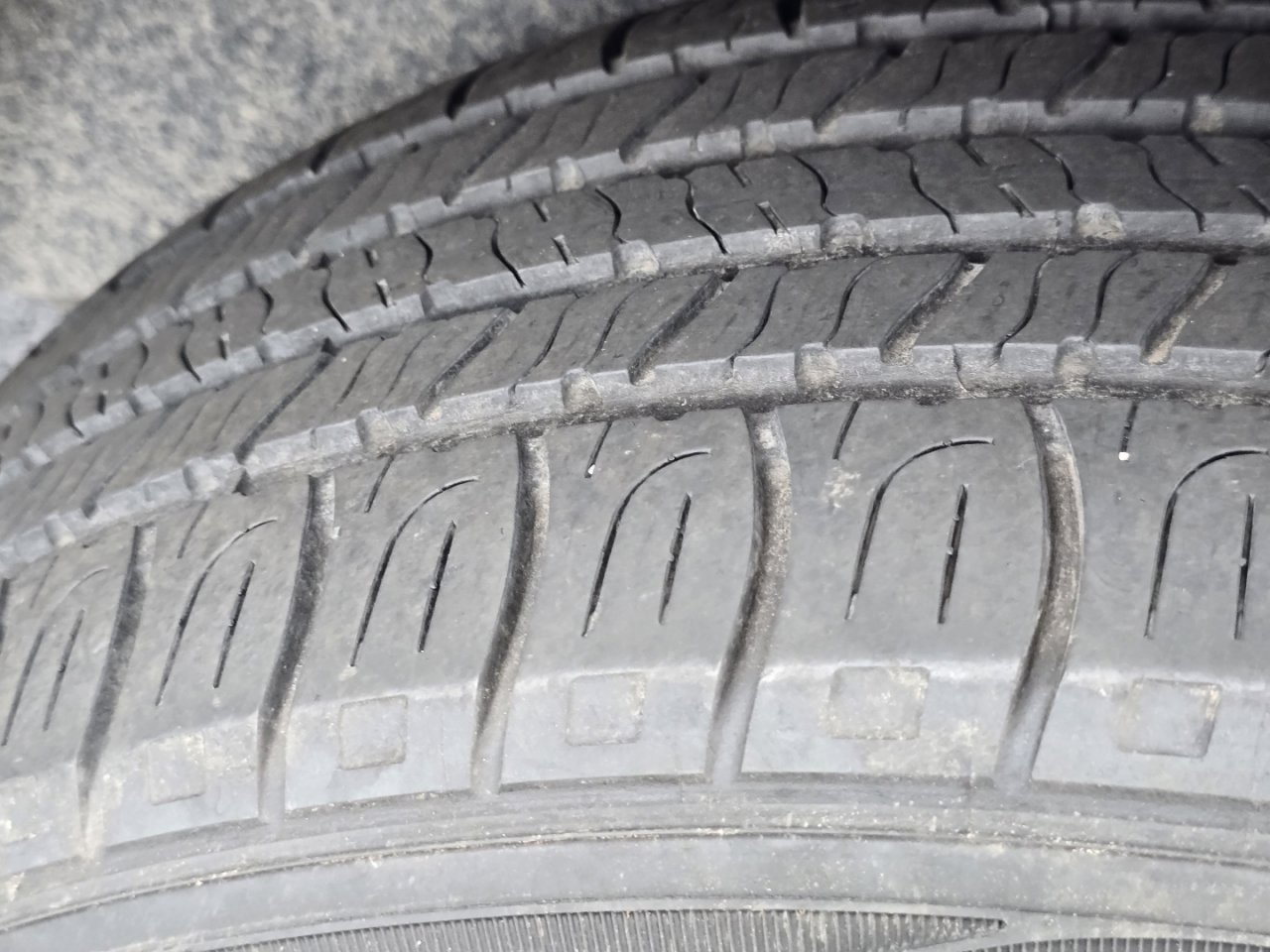 Used 2021 Toyota Highlander XLE image 9