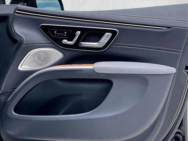 Certified 2023 Mercedes-Benz EQS 580 4MATIC SUV image 18