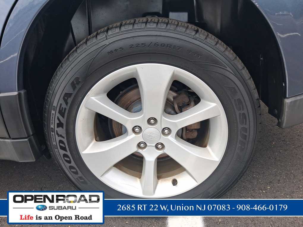 Used 2013 Subaru Outback 2.5i Premium w/ All-Weather Pkg AWD/4WD image 12