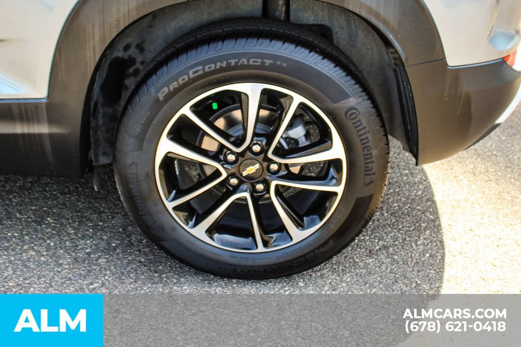 Used 2025 Chevrolet TrailBlazer LT FWD image 15