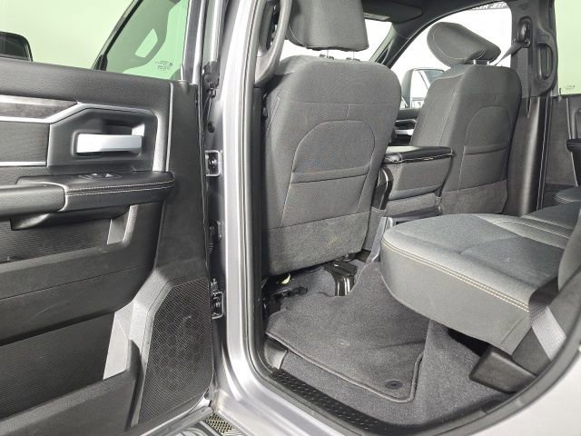Used 2024 RAM 2500 Big Horn w/ Sport Appearance Package image 26