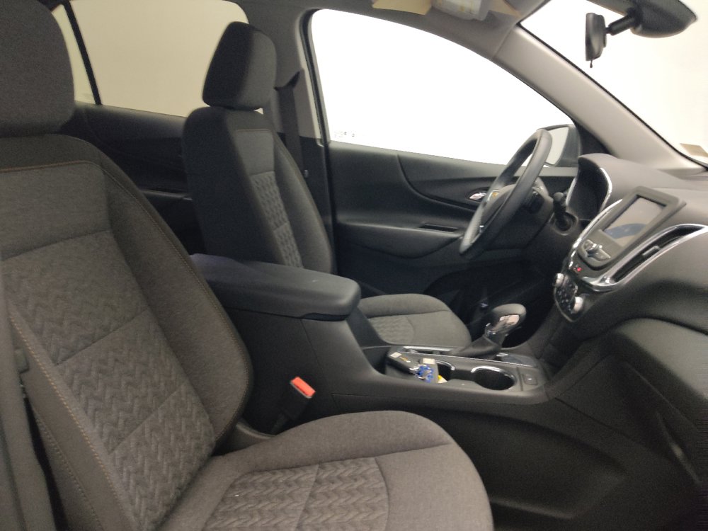 Used 2024 Chevrolet Equinox LT w/ LPO, Floor Liner Package FWD image 21