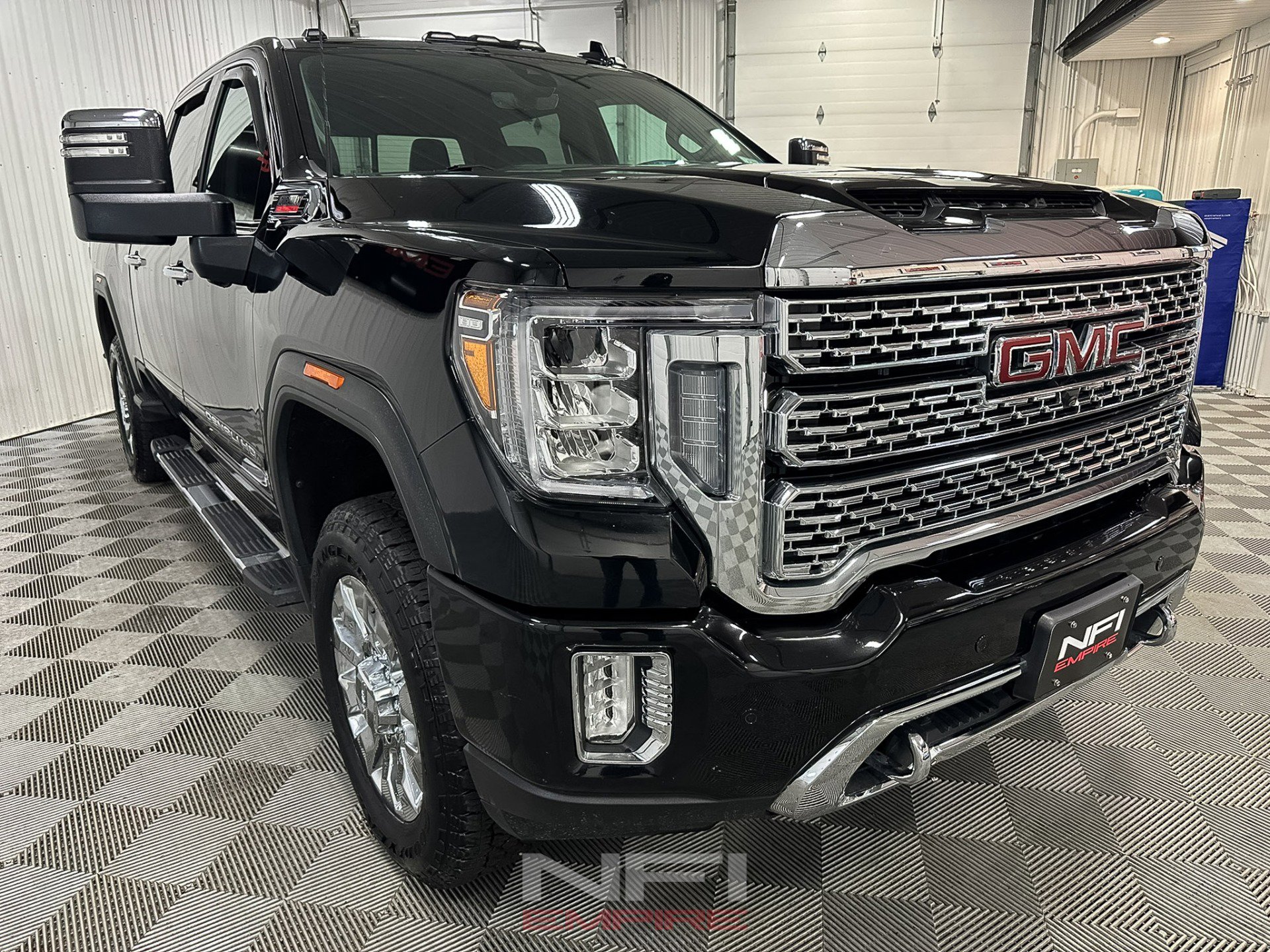 Used 2021 GMC Sierra 3500 Denali w/ Denali Ultimate Package image 5