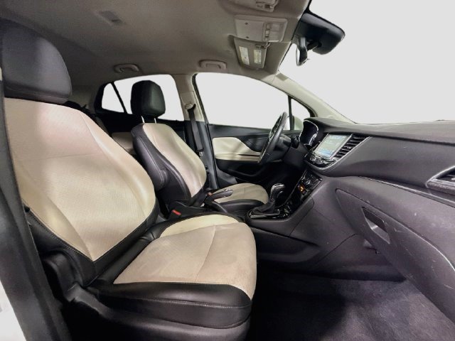 Used 2020 Buick Encore Preferred FWD image 28