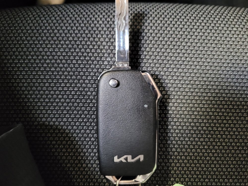 Used 2024 Kia Forte LXS w/ LXS Technology Package image 32