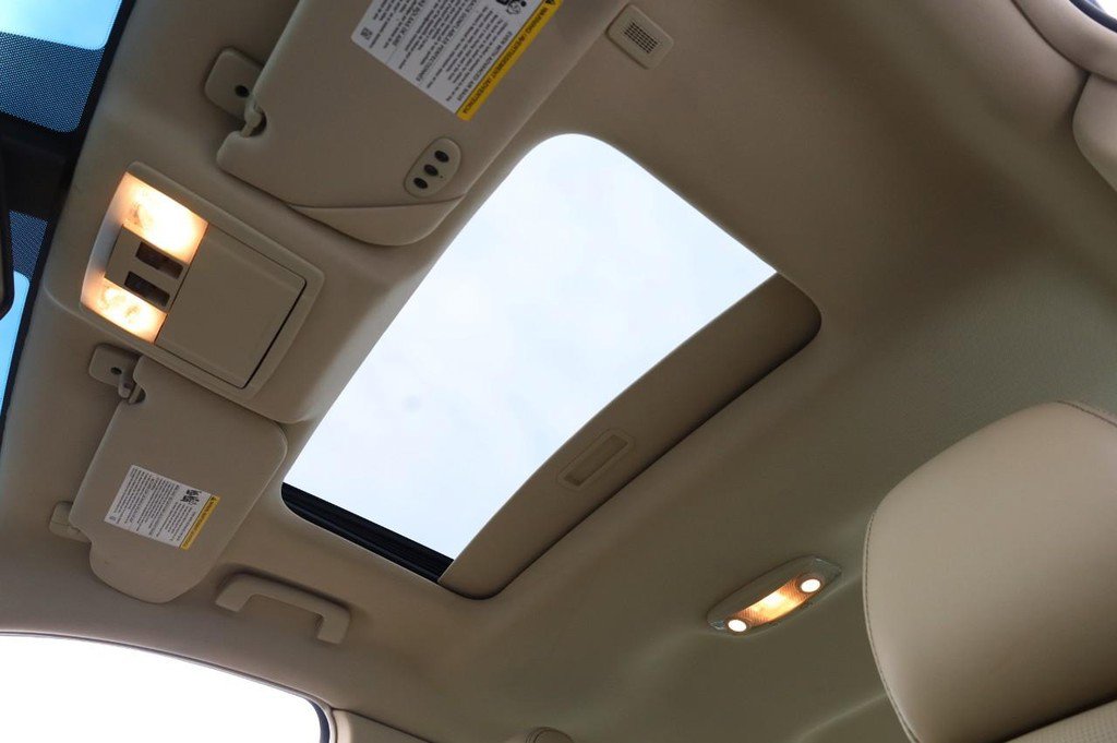 Used 2014 Ford Taurus Limited w/ Equipment Group 301A image 9