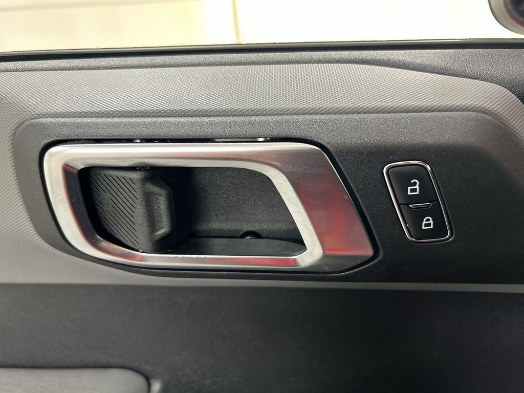 Used 2023 Ford Bronco Big Bend image 11