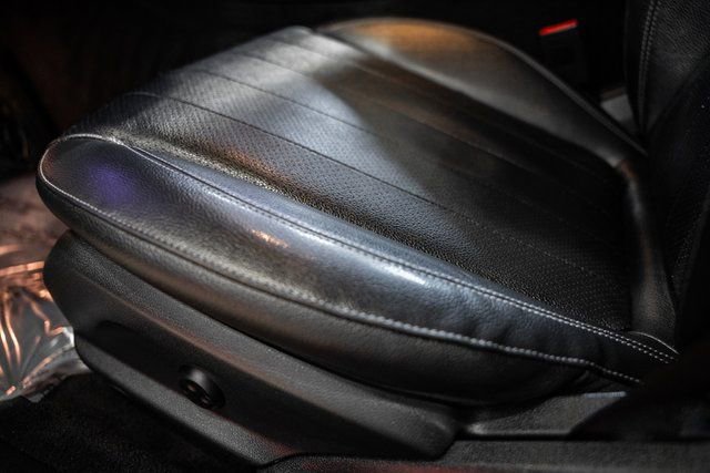 Used 2018 Mercedes-Benz E 300 E 300 image 31