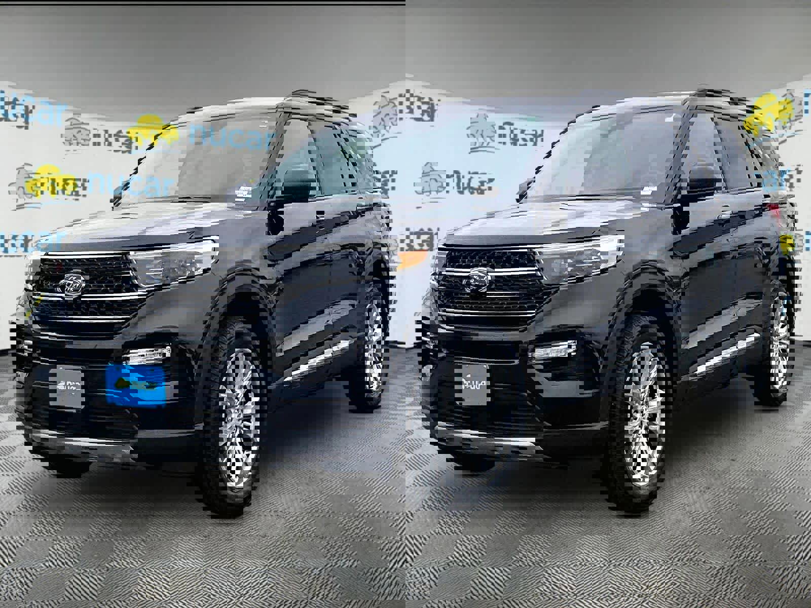 Used 2023 Ford Explorer XLT w/ Equipment Group 202A image 3