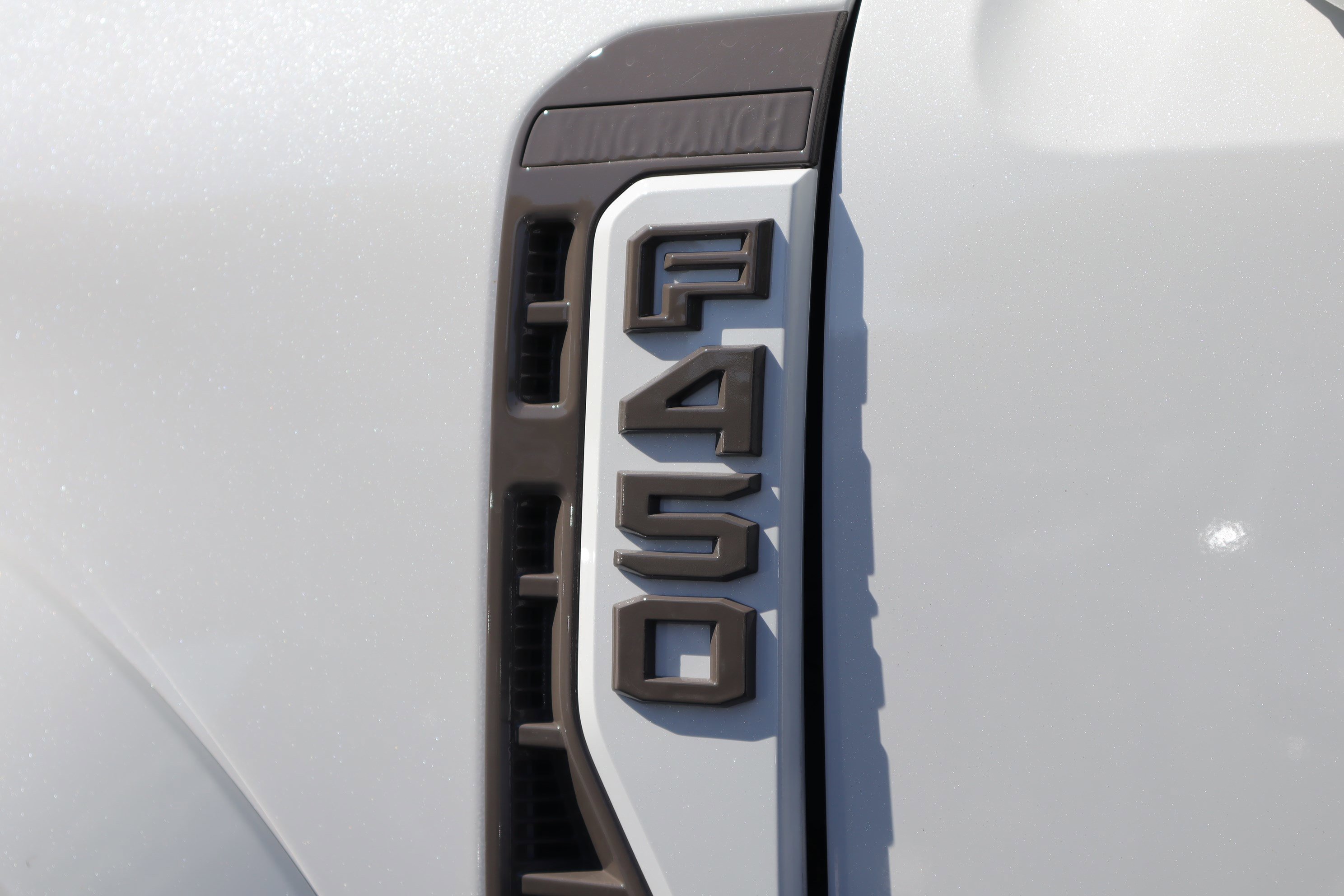 Used 2026 Ford F450 King Ranch w/ FX4 Off-Road Package AWD/4WD image 38