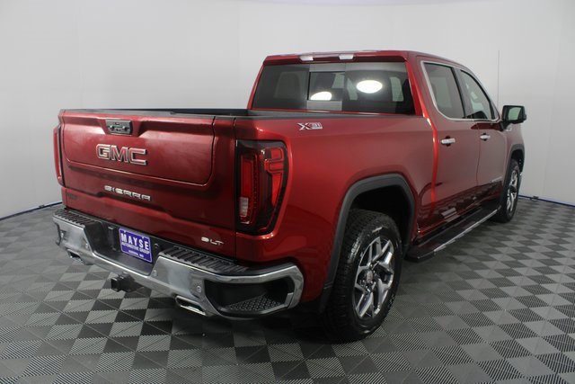 Used 2024 GMC Sierra 1500 SLT w/ SLT Premium Plus Package image 27