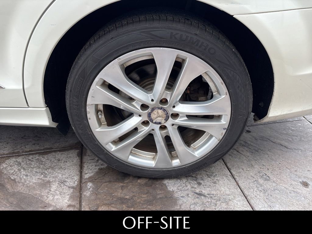 Used 2012 Mercedes-Benz C 250 Sedan image 9