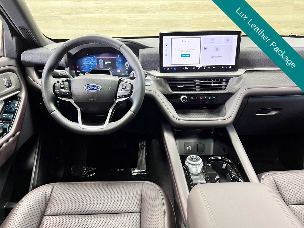 Used 2026 Ford Explorer Platinum w/ LUX Leather Package AWD/4WD image 2