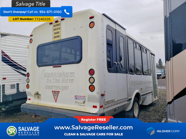 Used 2014 Chevrolet Express 4500 w/ Shuttle Bus Package RWD image 5