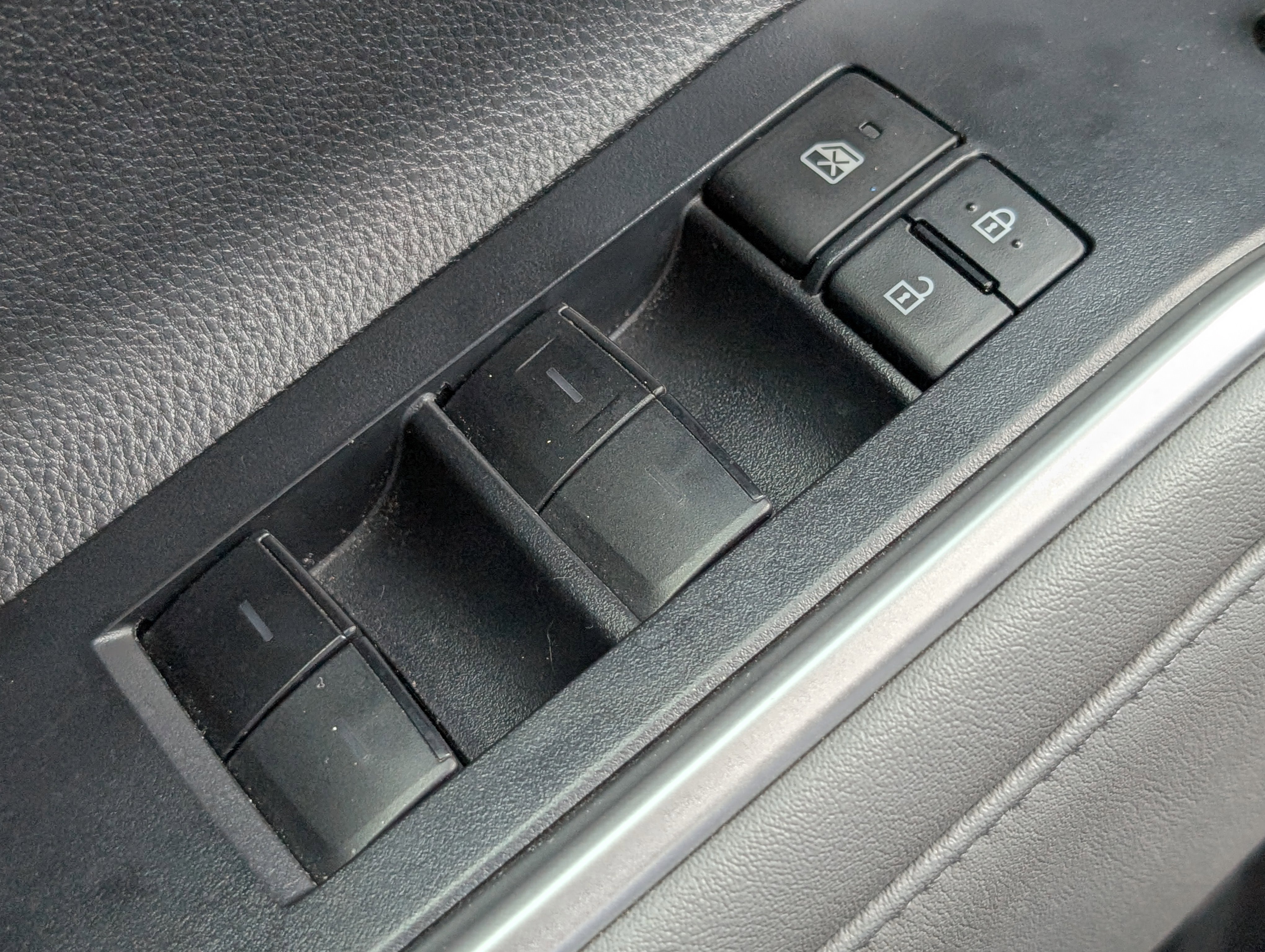 Used 2023 Toyota Highlander L image 20